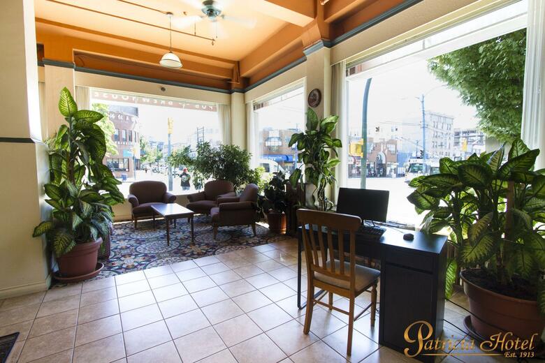 Budget Inn Patricia Hotel