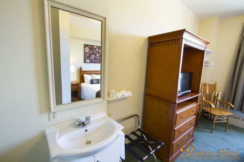 Budget Inn Patricia Hotel