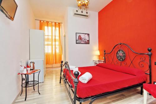Hostal Lucky Holiday Rooms