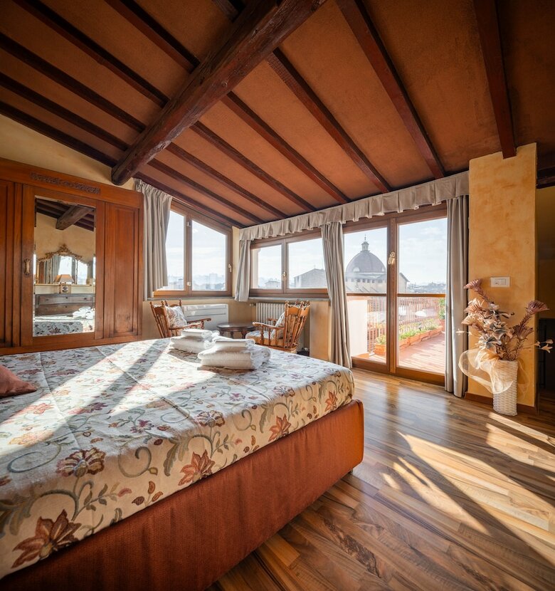 Hostal Novella House