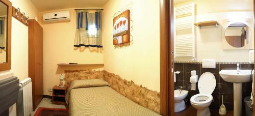 Hostal Golden Dreams Rooms