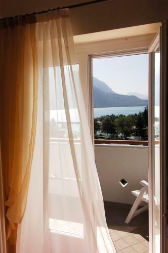 Lido Hotel & Apartments