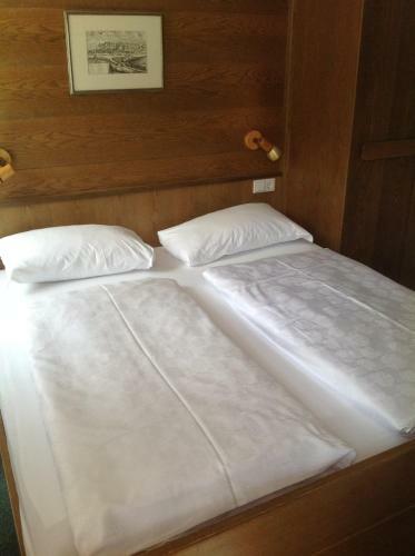 Hostal Garni Pineta
