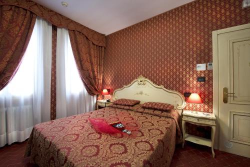 Hotel Mignon