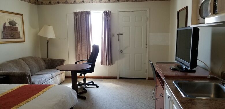 Hotel Redwood Motor Inn