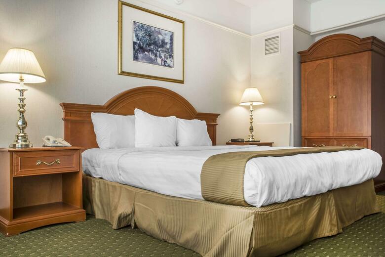 Clarion Hotel & Conference Centre