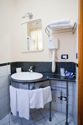 Hermitage Capua Hotel