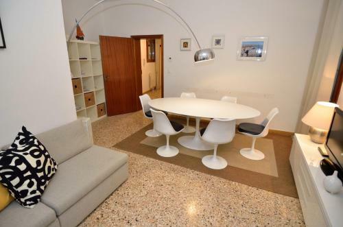 Charming Venice Apartments