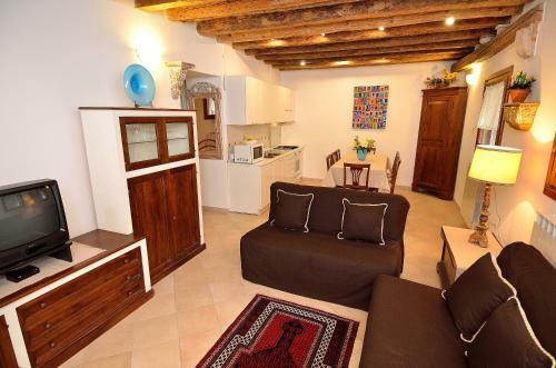 Charming Venice Apartments
