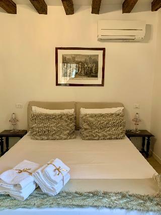 B&B Fortuny