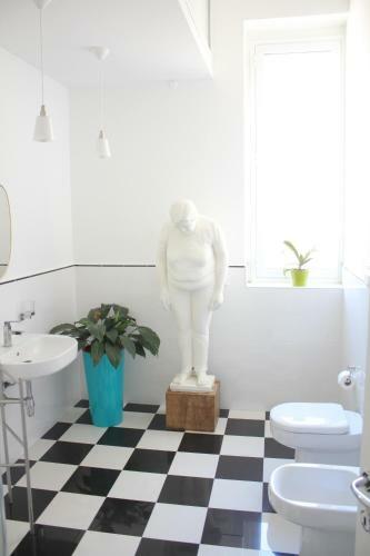 Bed & Breakfast Art� B & B