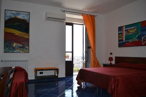 Hostal Bed& Breakfast Maredomus