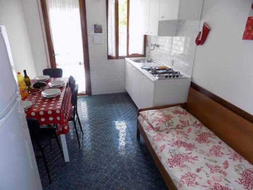 Apartment In Eraclea Mare 25733