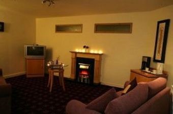 Bush Hotel