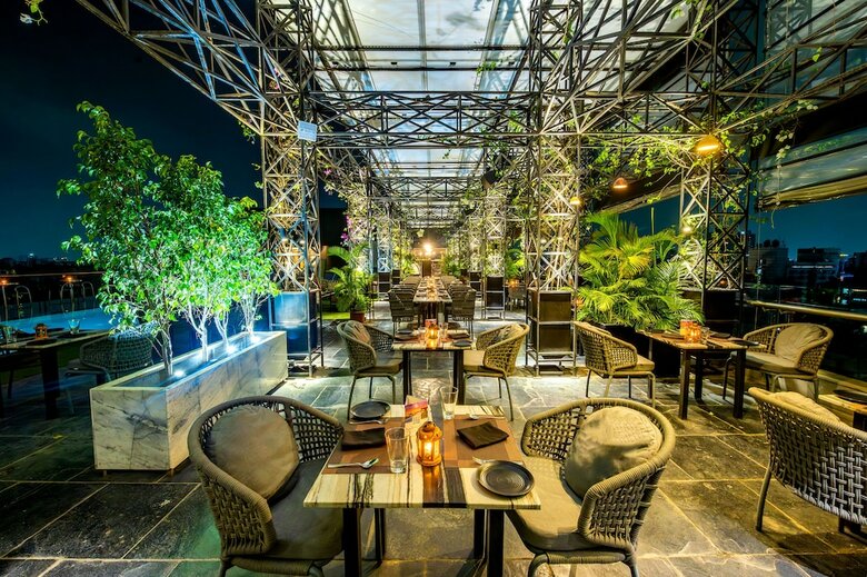 The O Hotel