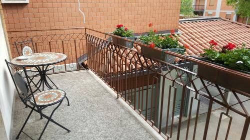 Hostal Arooms Apartments