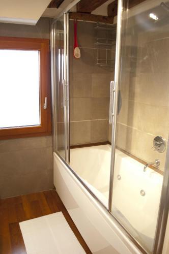 C� Dorin San Polo Apartments