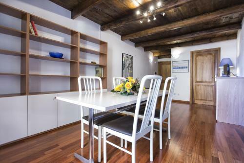Apartment Cavour