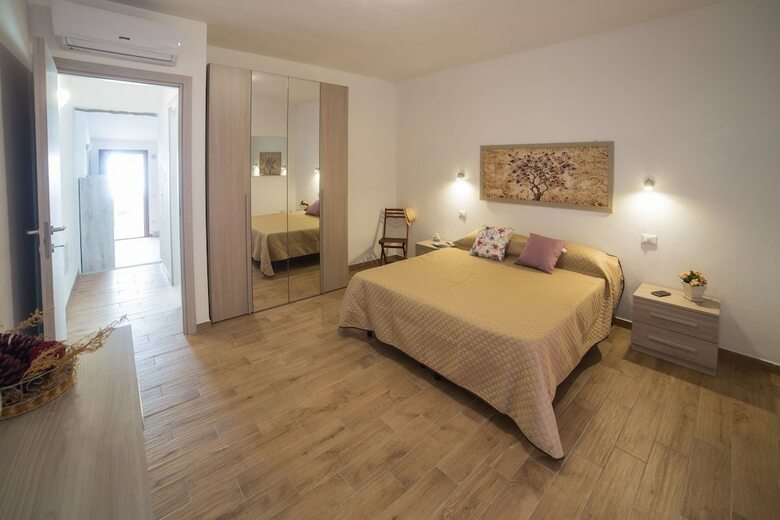 Hostal Olbia Domus Inn