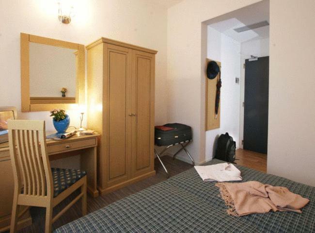 Hotel Mary