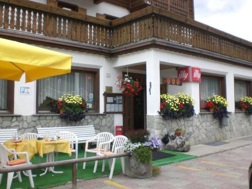 Hotel Croce Bianca