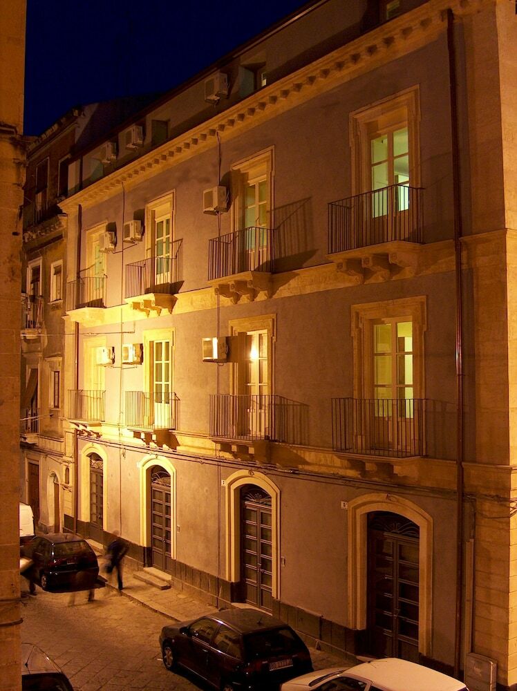 Residencia Politi
