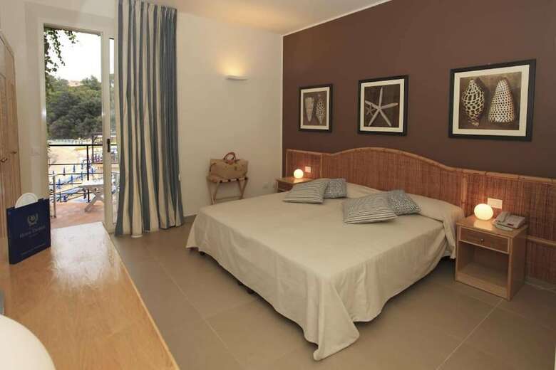 Hotel Desiree