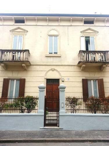 Bed & Breakfast Dimora Montecchi