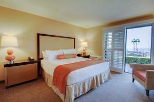 Hotel Sea Crest Resort