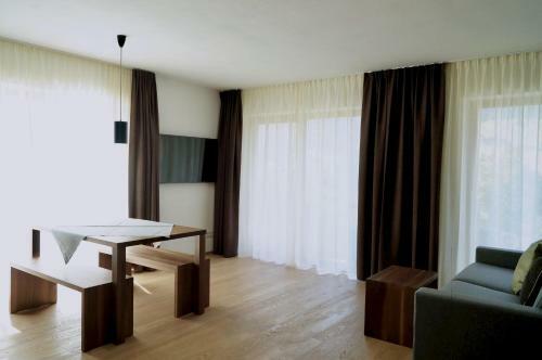 Aparthotel Residence Larciunei