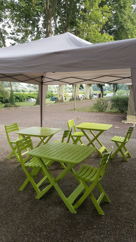 Camping De Nevers
