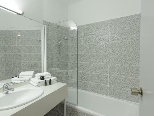 Hotel H�tel Le Chantereigne