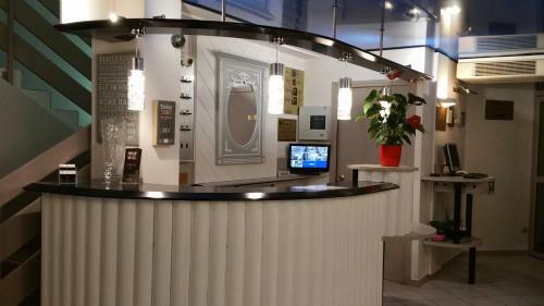 Hotel H�tel Le Chantereigne