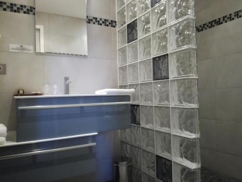 Hotel Logis H�tel Le Moulin De Chalons