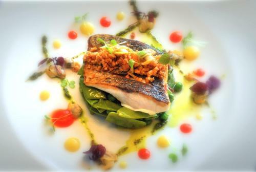 Hotel Logis H�tel Le Moulin De Chalons
