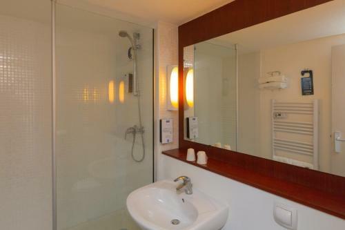 Hotel Campanile Chantilly Sud - Luzarches