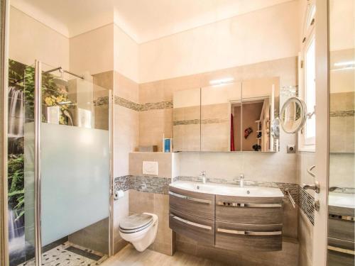 Two-bedroom Holiday Home Sainte Maxime 0 03