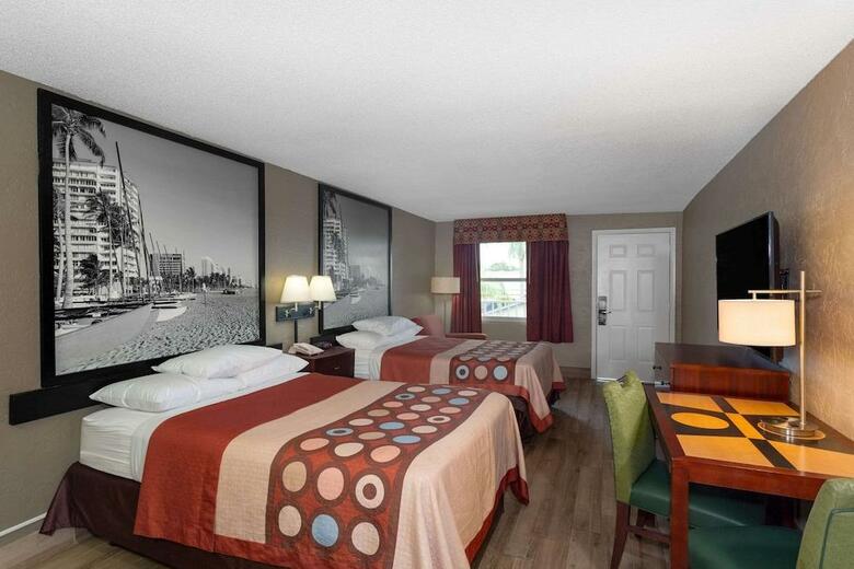 Hotel Super 8 Motel Bradenton