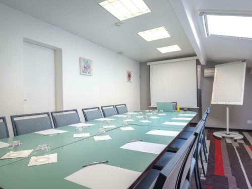 Hotel Ibis Brignoles Provence Verte