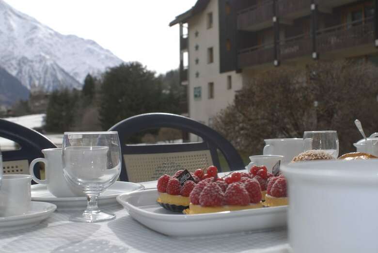Front Ski Slope Chamonix Apartment