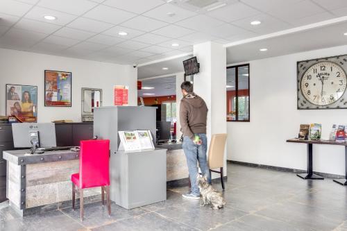 Hotel H�tel Balladins Caen M�morial