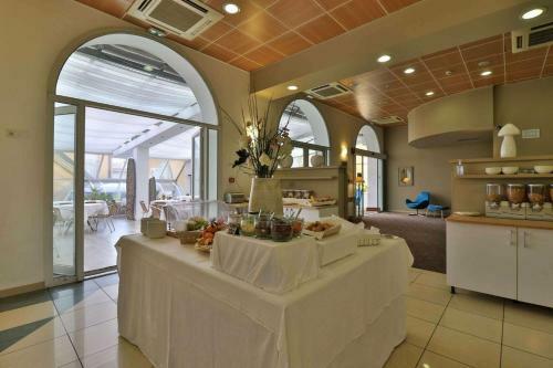 Hotel Best Western Plus Soleil Et Jardin