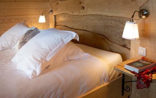 Hotel Les Cabanes Dans Les Bois