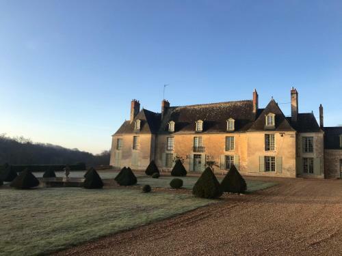 G�te Du Ch�teau D'hodebert
