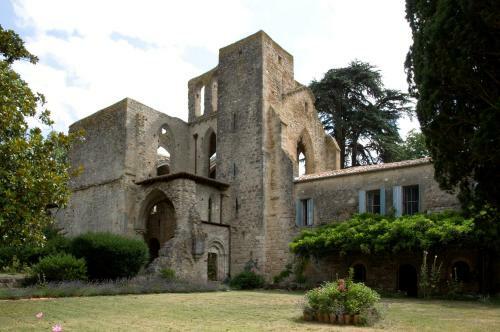 Bed & Breakfast Abbaye De Villelongue