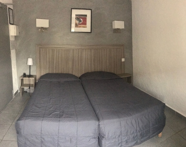 Hotel Les Palmiers En Camargue