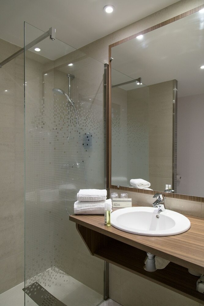 Brit Hotel Toulouse Colomiers ? L?esplanade