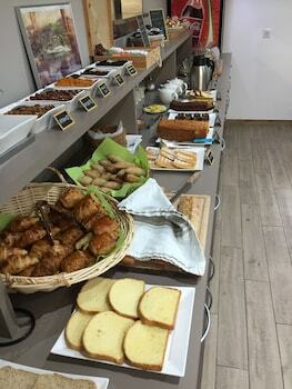 Hotel H�tel Corniche Du Liouquet