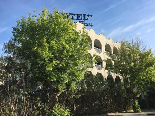 Hotel H�tel Les Rives Bleues