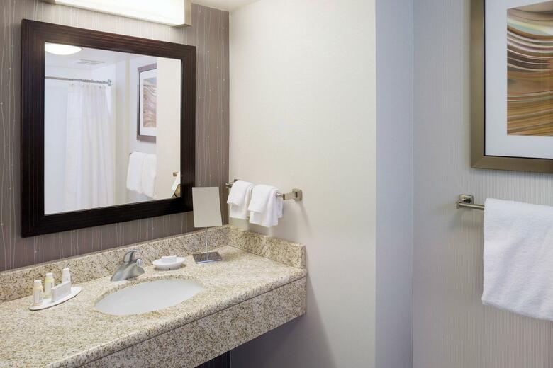 Hotel Downtown Providence Courtyard By Marriott